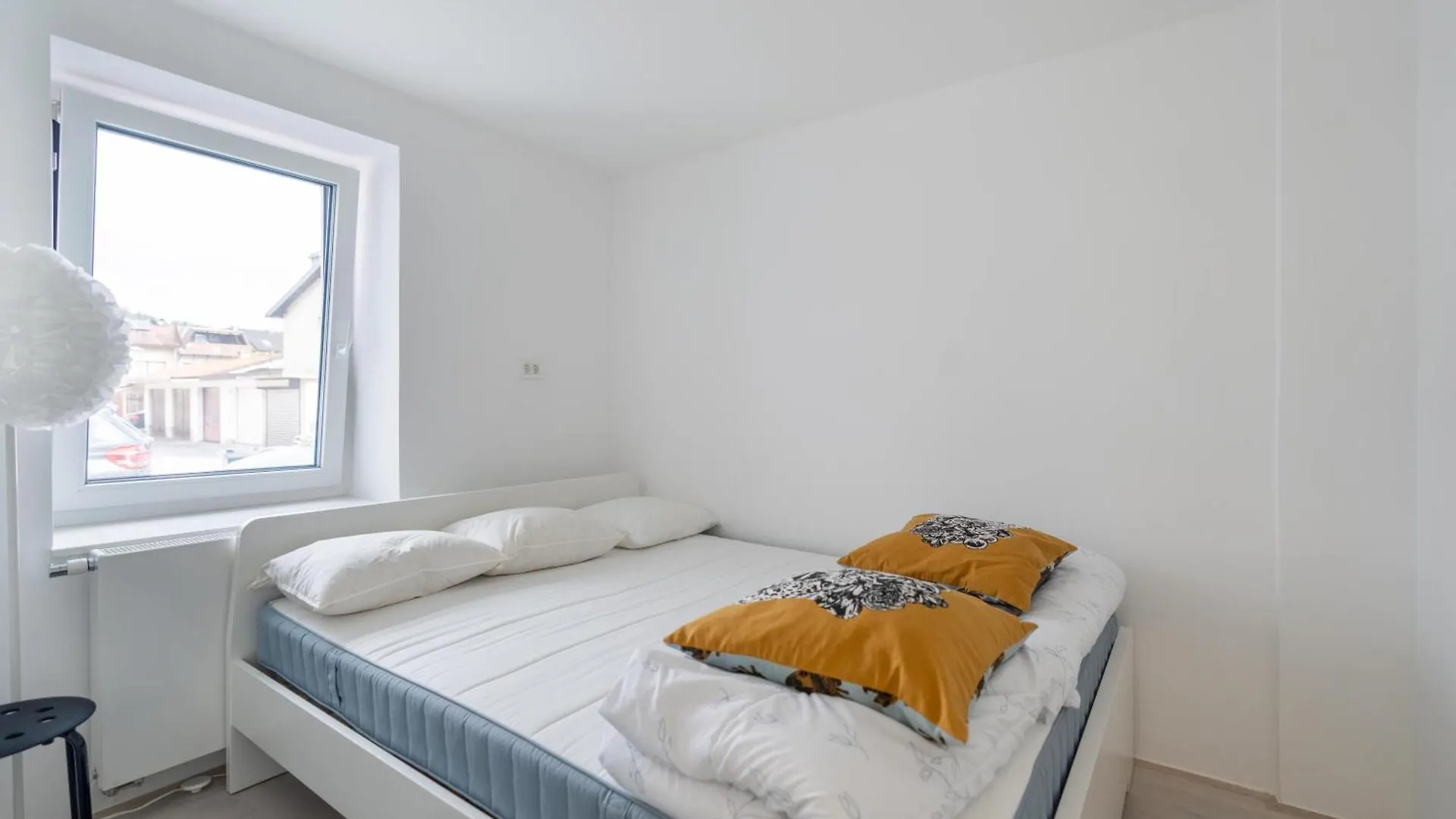 Black & White Apartments Rozna Dolina Lubiana Slovenia
